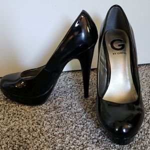 Guess Black Patent Leather Pumps